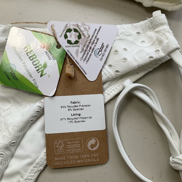 Berlook Bikini Set Medium White Textured Twist Bralette Top Tie Bikini Bottom - Picture 6 of 11